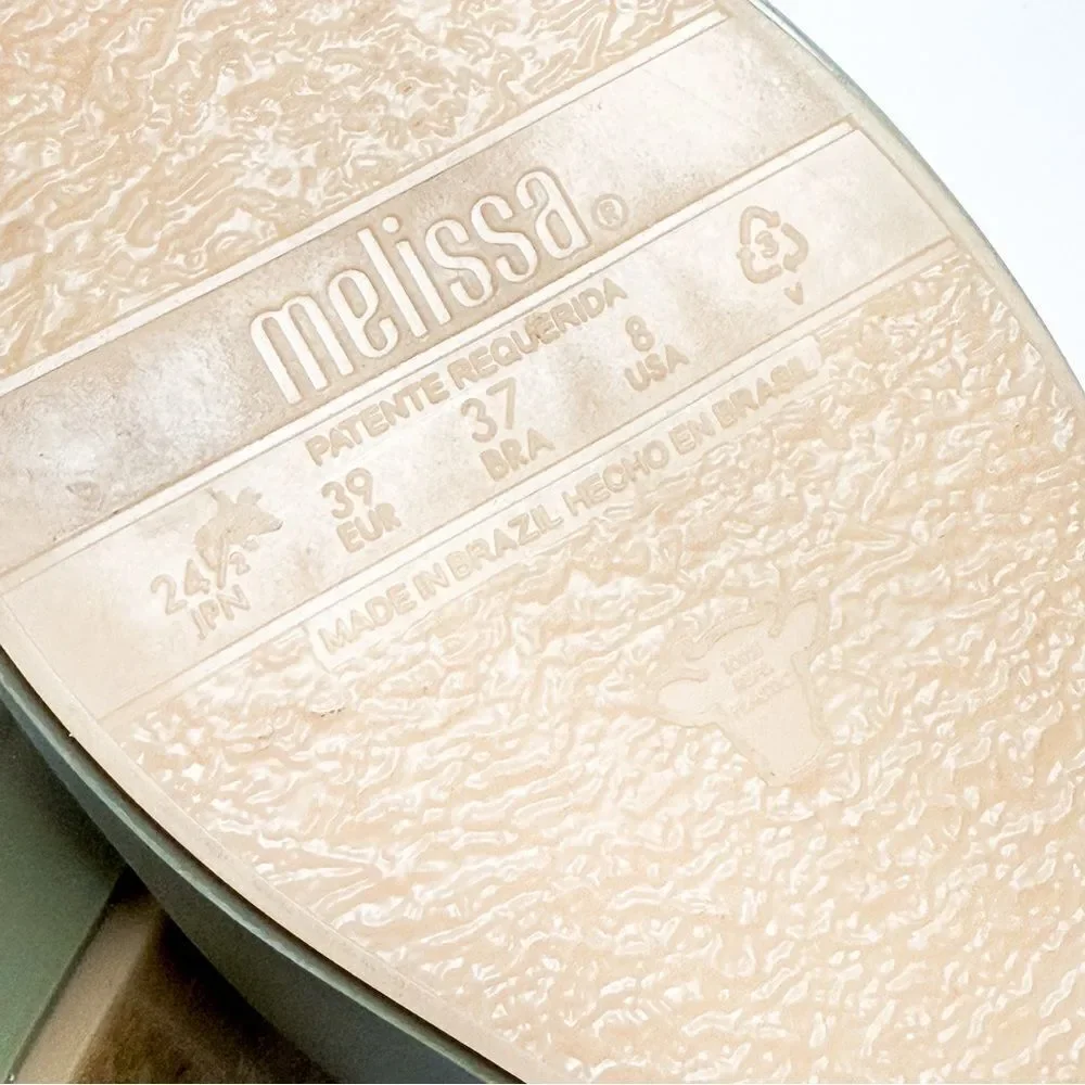 Melissa Possession Sneaker in Olive Green | Size 8 | Waterproof & Vegan - Picture 7 of 10